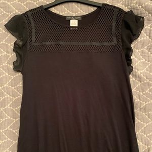 Women’s black top